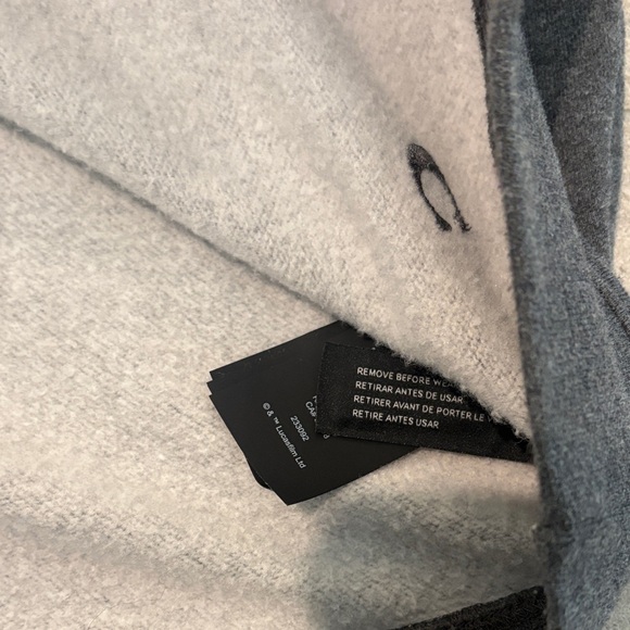 Coach Chewbacca Gray Graphic Sweater - Picture 6 of 8